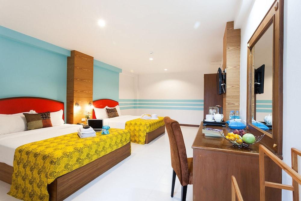 We Briza Hotel Chiangmai Chiang Mai Esterno foto